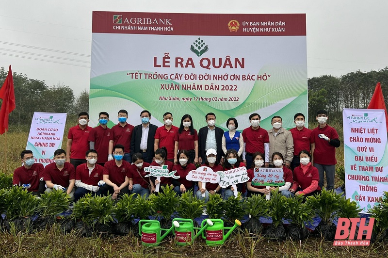 Agribank Nam Thanh Hóa ra quân “Tết trồng cây đời đời nhớ ơn Bác Hồ”