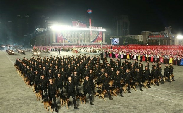 Trang 38 North: Triều Tiên có thể đang chuẩn bị cho diễu binh