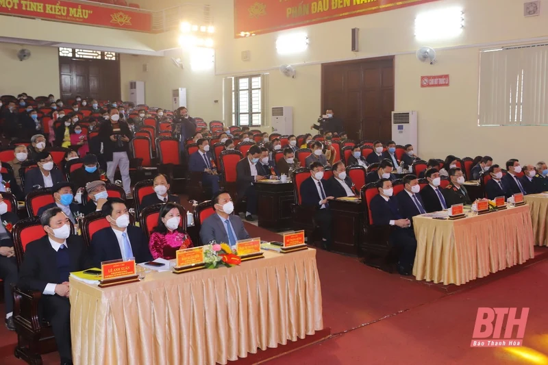 Huyện Đông Sơn tổ chức Lễ kỷ niệm 75 năm Ngày Bác Hồ lần đầu tiên về thăm Thanh Hóa và đón nhận Huân chương Độc lập hạng Ba