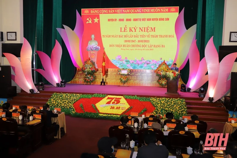 Huyện Đông Sơn tổ chức Lễ kỷ niệm 75 năm Ngày Bác Hồ lần đầu tiên về thăm Thanh Hóa và đón nhận Huân chương Độc lập hạng Ba
