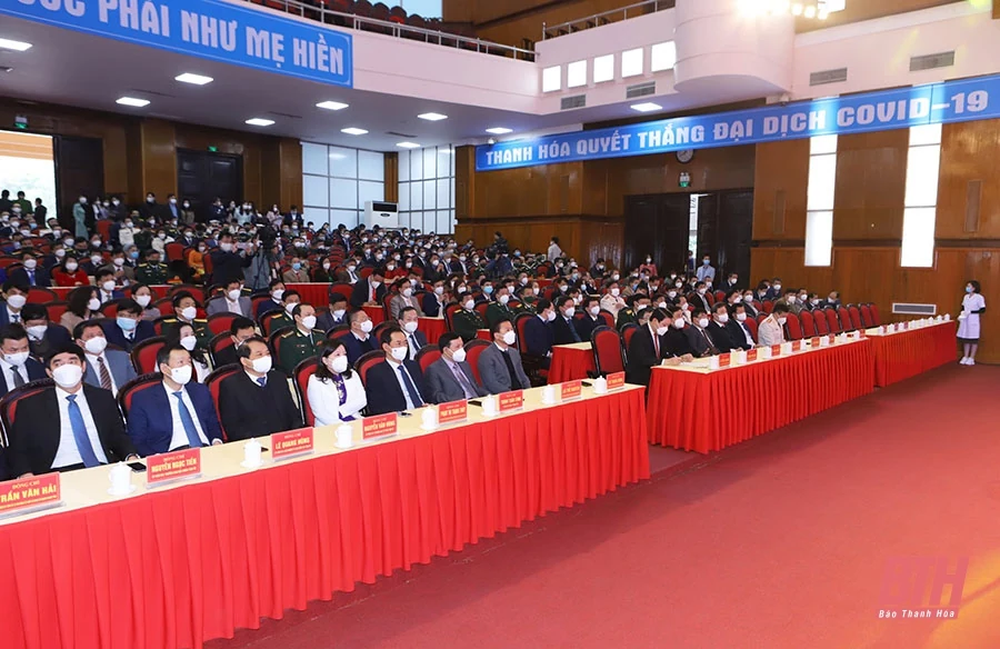 Thanh Hoá tôn vinh, khen thưởng các tập thể, cá nhân có thành tích xuất sắc trong công tác phòng, chống dịch COVID-19