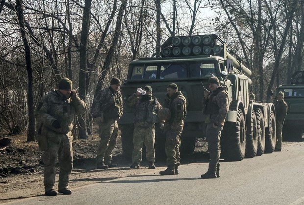 Ông Lavrov: Nga sẽ đối thoại nếu binh sỹ Ukraine hạ vũ khí