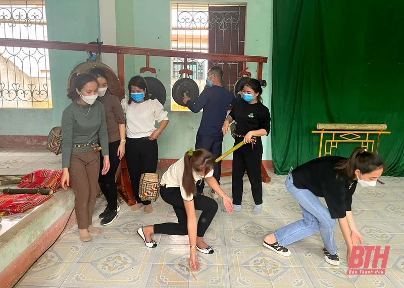 Bảo tồn, phát triển dân ca, dân vũ dân tộc Thái, dân tộc Mường tại Bá Thước