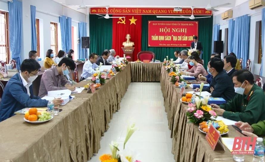 Thẩm định công trình “Địa chí thành phố Sầm Sơn”
