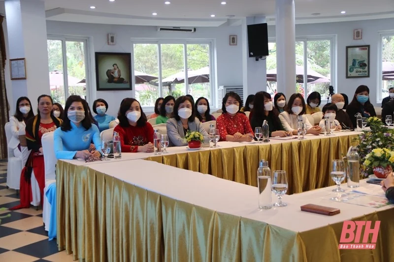 Hội thảo chuyên đề “Phụ nữ Thanh Hóa thời đại mới”