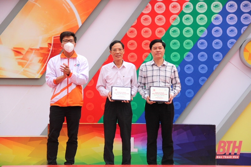 Tay đua Trần Tuấn Kiệt về nhất chặng Hà Nội - Thanh Hoá - Cuộc đua xe đạp toàn quốc Cúp Truyền hình TP Hồ Chí Minh