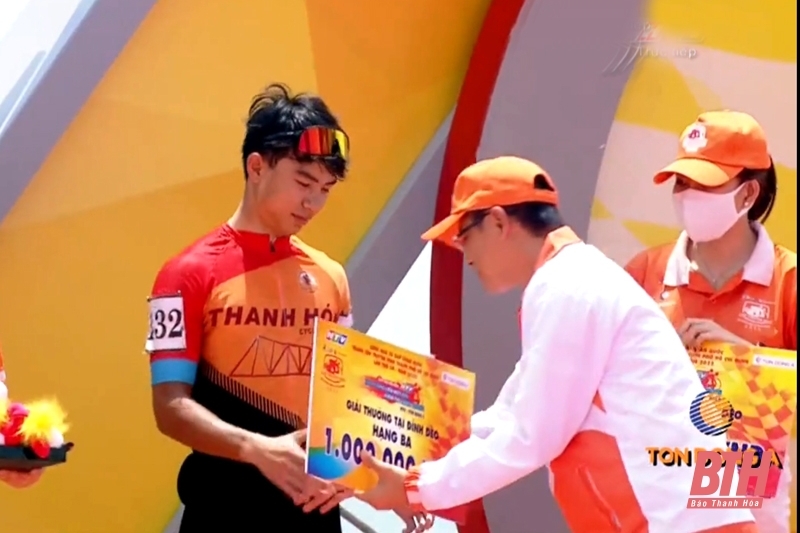 Cua rơ xứ Thanh về thứ ba nội dung leo đèo Phú Gia, đội Thanh Hóa vươn lên thứ 10 tại Cuộc đua xe đạp toàn quốc Cúp Truyền hình TP Hồ Chí Minh