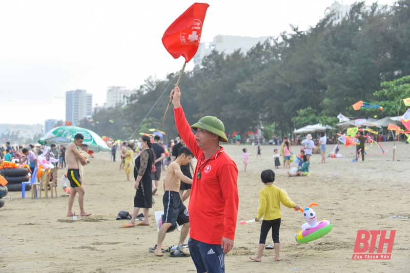 Đảm bảo an toàn cho Nhân dân, du khách tham dự Lễ kỷ niệm 115 năm du lịch Sầm Sơn và khai trương Lễ hội du lịch biển