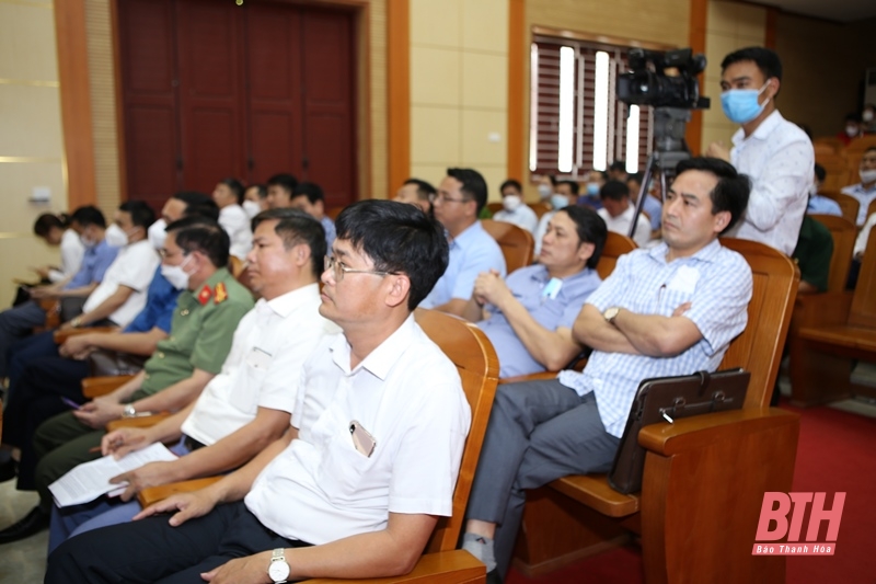 Bộ trưởng Bộ Lao động, Thương binh và Xã hội Đào Ngọc Dung cùng ĐBQH thuộc Đoàn ĐBQH tỉnh Thanh Hóa tiếp xúc cử tri huyện Như Thanh và Như Xuân