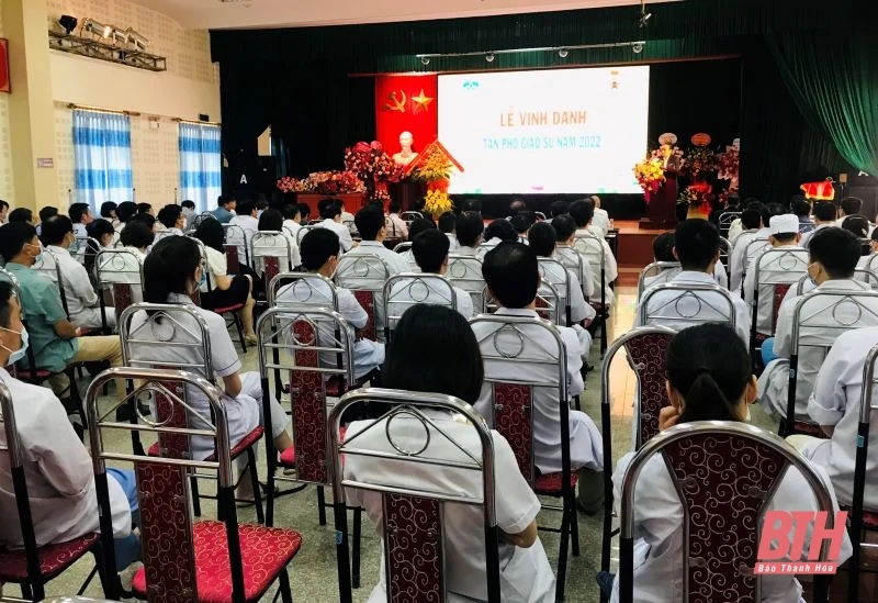 Ngành Y tế Thanh Hóa có Phó Giáo sư đầu tiên