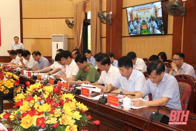 Chủ tịch UBND tỉnh Đỗ Minh Tuấn chỉ đạo tháo gỡ vướng mắc, đẩy nhanh tiến độ và giải ngân vốn các dự án đầu tư công