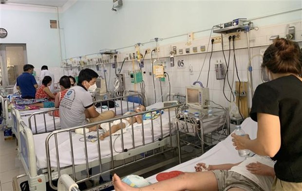 Bộ Y tế yêu cầu quyết liệt phòng dịch sốt xuất huyết, tay chân miệng