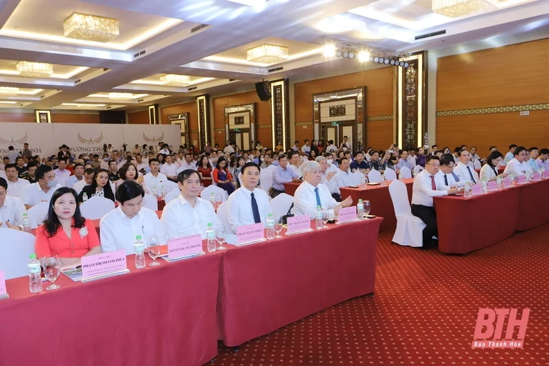 Hội Nhà báo Việt Nam tiếp tục đổi mới, chung sức, chung lòng vì một nền báo chí cách mạng chuyên nghiệp, nhân văn, hiện đại
