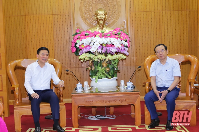 Bí thư Thành ủy TP Hồ Chí Minh Nguyễn Văn Nên tiếp thân mật Đoàn đại biểu tỉnh Thanh Hóa