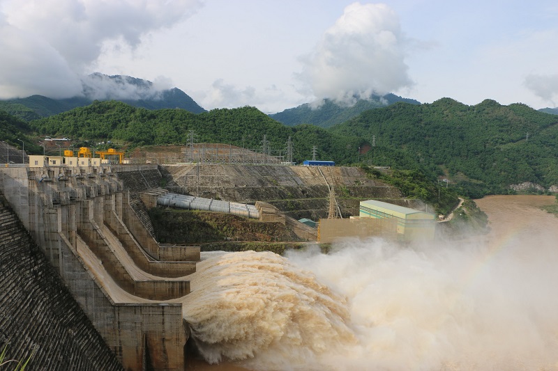 Nhà máy thủy điện Trung Sơn vận hành điều tiết hồ chứa
