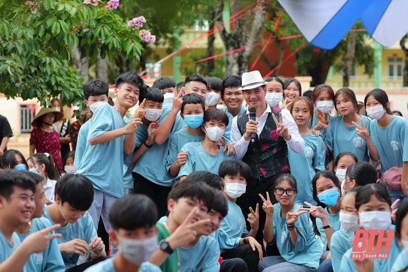 Lễ ra mắt phòng tham vấn và chương trình Ngày hội tham vấn tại huyện Vĩnh Lộc