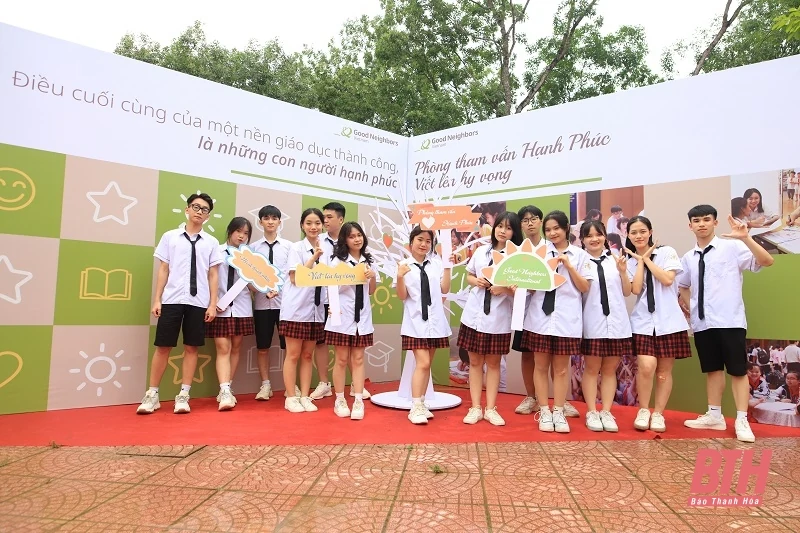 Lễ ra mắt phòng tham vấn và chương trình Ngày hội tham vấn tại huyện Vĩnh Lộc