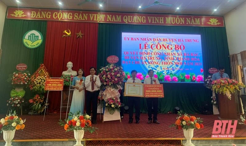 Xã Hà Bắc đón nhận danh hiệu Xã đạt chuẩn nông thôn mới