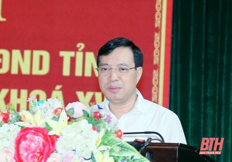 Phó Bí thư Thường trực Tỉnh ủy, Trưởng đoàn ĐBQH tỉnh Lại Thế Nguyên tiếp xúc cử tri huyện Ngọc Lặc