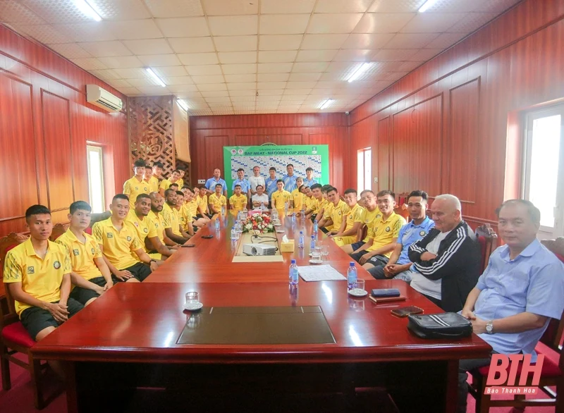 Đông Á Thanh Hóa bận rộn với loạt trận giao hữu sẵn sàng cho V.League - 1 trở lại vào tháng 7-2022