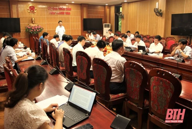 Xem xét phương án di dân tái định cư lòng hồ Yên Mỹ