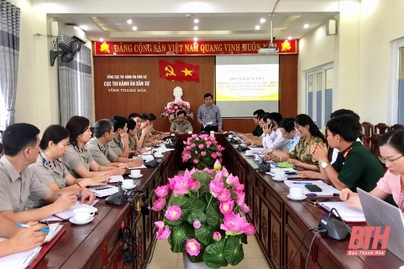 Đẩy mạnh xây dựng cơ sở và thực hiện quy chế dân chủ tại Cục Thống kê và Cục Thi hành án dân sự tỉnh