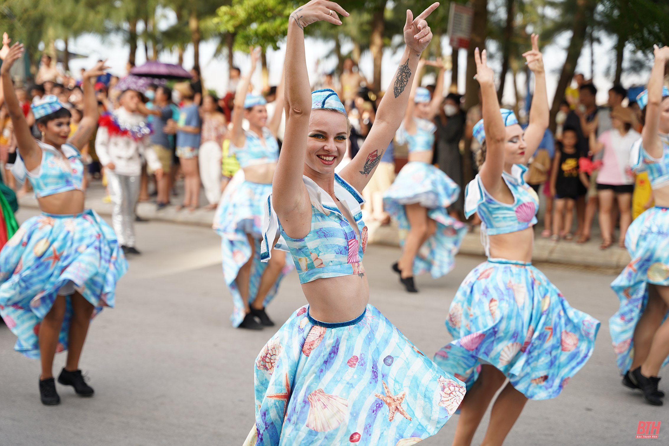[Video] - Tưng bừng Lễ hội Carnival Sầm Sơn 2022