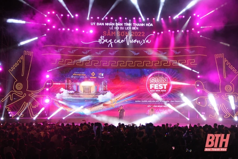 TP Sầm Sơn đón khách du lịch vượt kế hoạch năm 2022