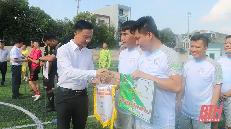 Khai mạc Giải bóng đá Tứ hùng Cúp Doanh nhân trẻ Thanh Hóa năm 2022