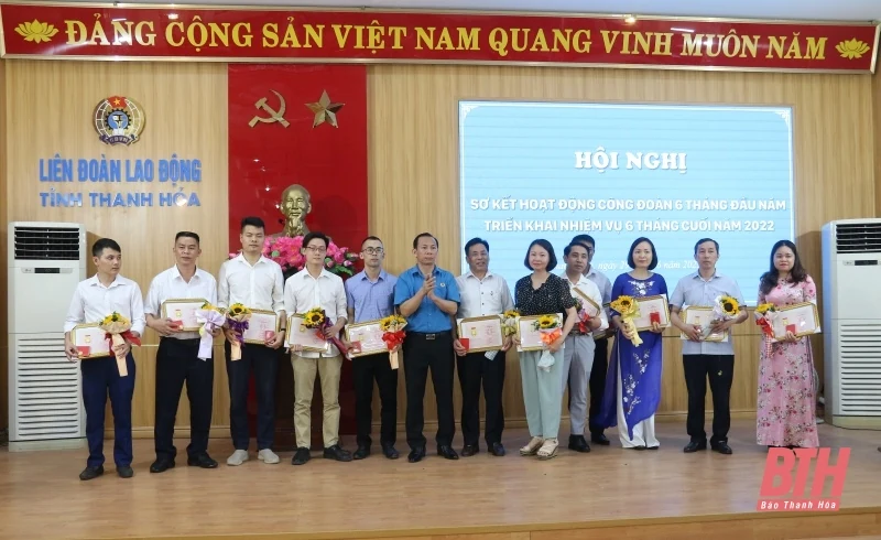 Đẩy mạnh hoạt động chăm lo, hỗ trợ cho đoàn viên, công nhân, viên chức, lao động