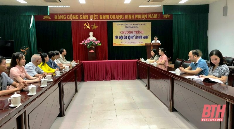 Câu lạc bộ Doanh nhân Thanh Hóa tại TP Hồ Chí Minh - phía Nam ủng hộ Quỹ “Vì người nghèo” tỉnh Thanh Hóa