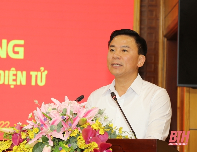 Khai trương phần mềm Sổ tay đảng viên điện tử tỉnh Thanh Hóa