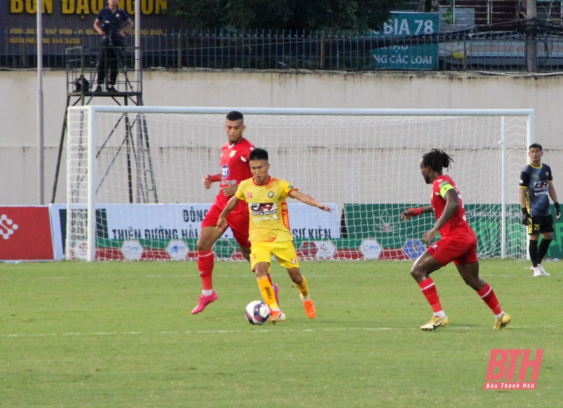 Giải Night Wolf V.League 1 - 2022: Đông Á Thanh Hóa chia điểm với Nam Định ngay trên sân nhà