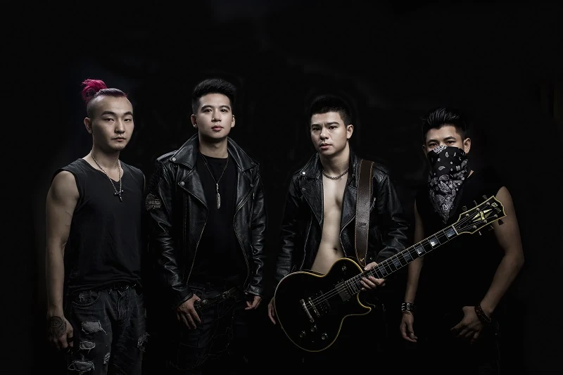 Cuồng nhiệt cùng đêm nhạc rock tại thành phố biển Sầm Sơn tối 16-7