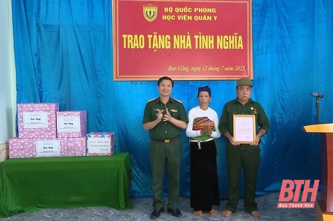 Học viện Quân y trao tặng Nhà tình nghĩa cho thương binh