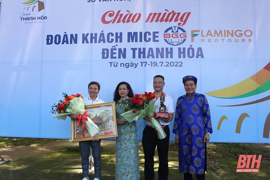 Sở Văn hoá Thể thao và Du lịch đón đoàn khách MICE