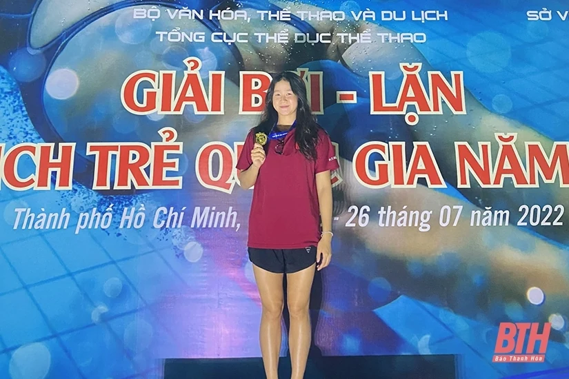 Phá kỉ lục tại Giải vô địch bơi trẻ quốc gia, Phạm Thị Vân chuẩn bị lên đường sang Nga thi đấu