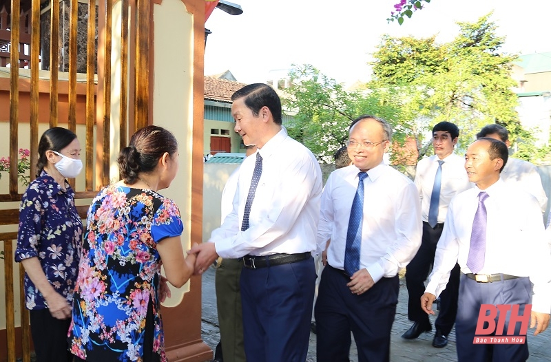 Chủ tịch UBND tỉnh Đỗ Minh Tuấn dâng hương tại Cụm di tích lịch sử cách mạng Hàm Hạ