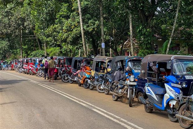 Sri Lanka chật vật tìm cách thoát khỏi khủng hoảng kinh tế
