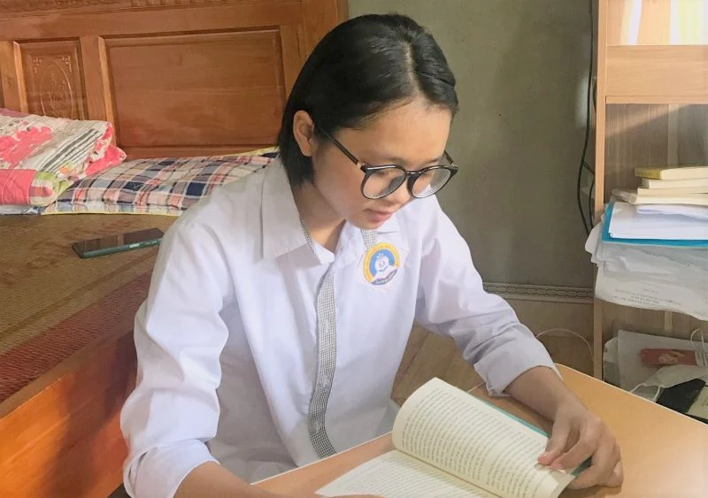 Cô gái điểm 10 và hành trình đến giảng đường đại học dự báo nhiều gian nan