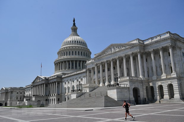 Quốc hội Mỹ thông qua dự luật về thuế, chăm sóc sức khỏe và khí hậu