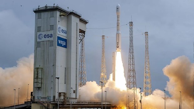 Cơ quan Vũ trụ châu Âu tìm kiếm các lựa chọn thay thế tên lửa của Nga