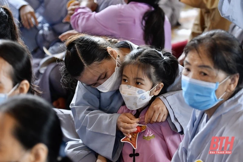 Xúc động ngày lễ Vu Lan báo hiếu tại Thiền viện Trúc Lâm Hàm Rồng