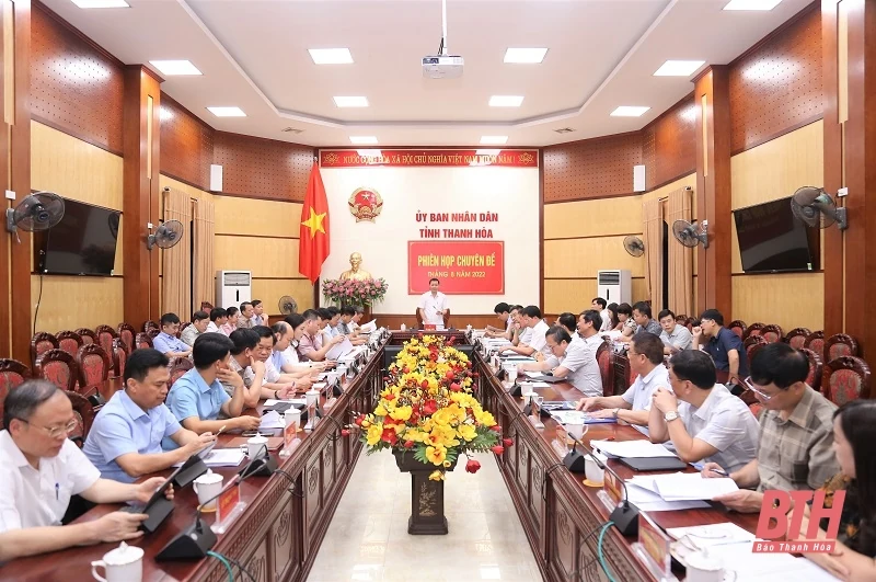 UBND tỉnh họp chuyên đề tháng 8-2022: Cho ý kiến vào một số tờ trình, đề án phát triển kinh tế - xã hội tỉnh Thanh Hóa
