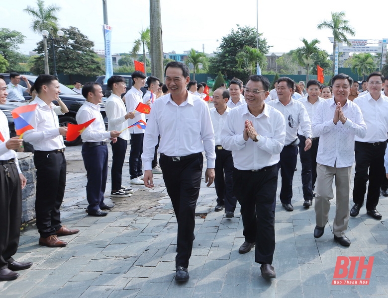 Lãnh đạo tỉnh Thanh Hoá đón Đoàn đại biểu cấp cao tỉnh Hủa Phăn đến thăm và làm việc tại Thanh Hoá