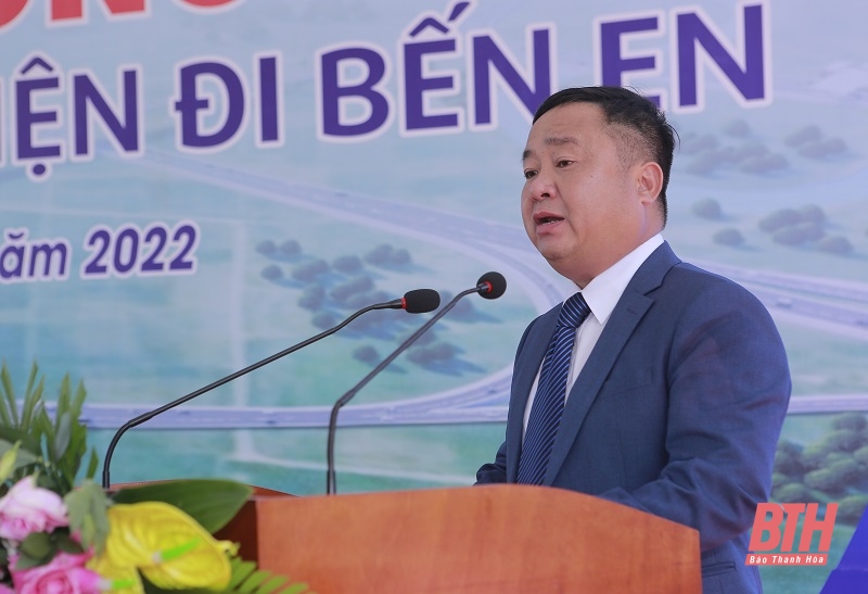 Chủ tịch nước Nguyễn Xuân Phúc dự Lễ khởi công xây dựng dự án đường Vạn Thiện đi Bến En