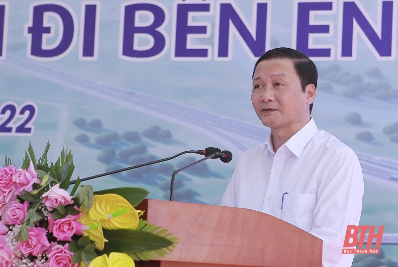 Chủ tịch nước Nguyễn Xuân Phúc dự Lễ khởi công xây dựng dự án đường Vạn Thiện đi Bến En