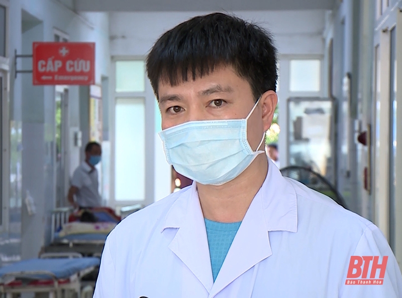 Phẫu thuật thành công bóc khối u lớn ở tủy sống và lồng ngực hiếm gặp