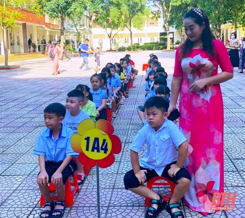 Thanh Hóa: 75.728 học sinh lớp 1 tựu trường