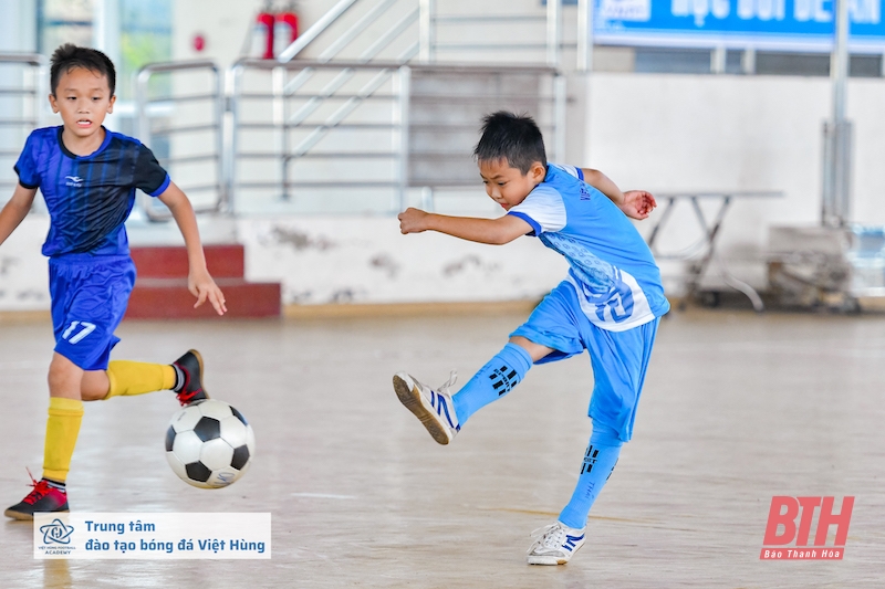 U9 Việt Hùng Thanh Hóa rượt đuổi tỉ số ngoạn mục ở trận ra quân giải U9 toàn quốc 2022
